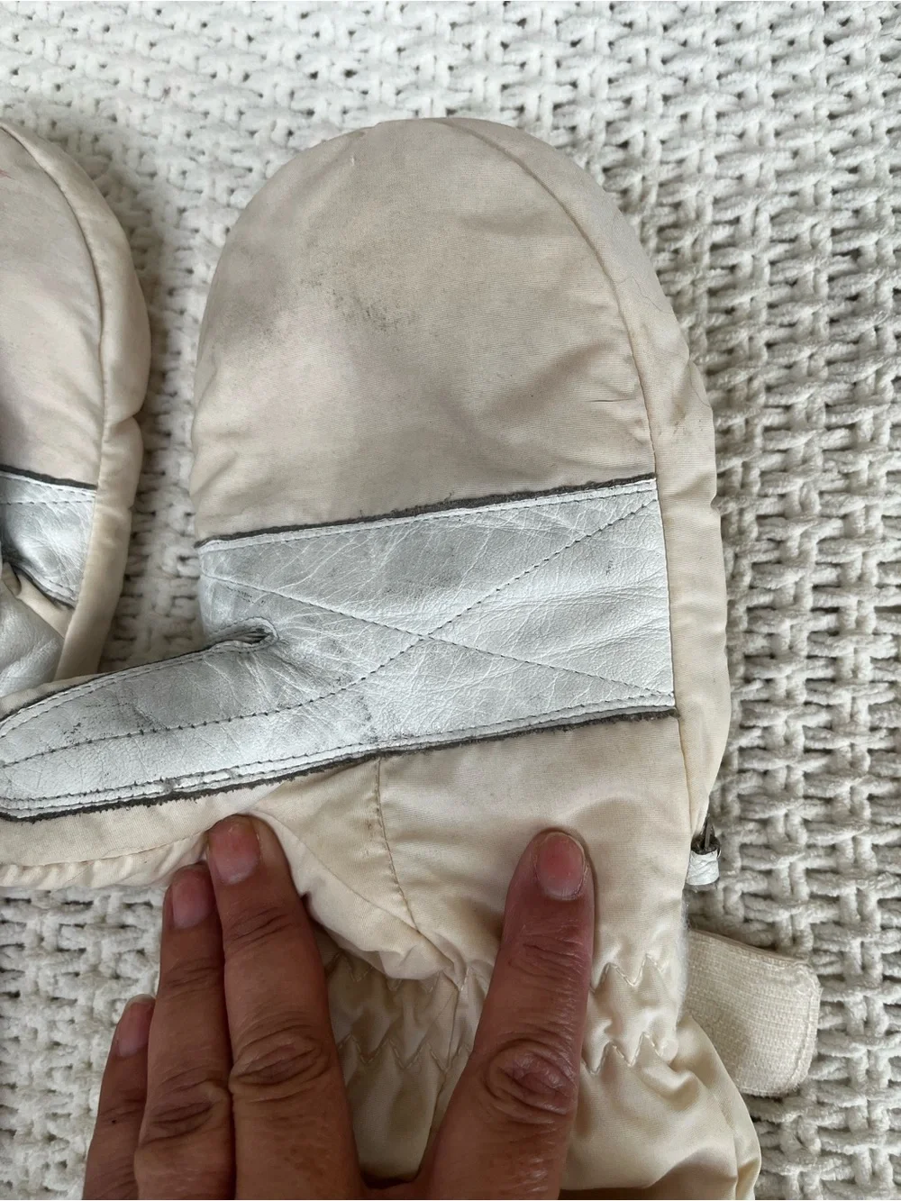 Reusch-30 C Pro AM Aqua Tex Cream Mittens Unisex Size 7 1/2 Lined See Photos